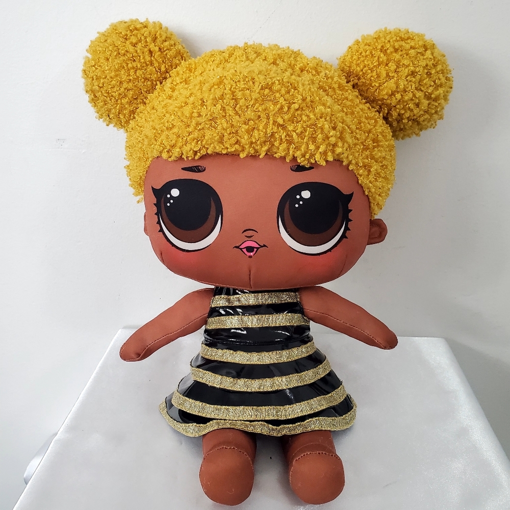 LOL Surprise: 16” ‘Queen Bee’ Plush Doll